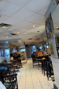 listings.show.sections.photos.alt