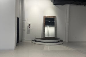 listings.show.sections.photos.alt