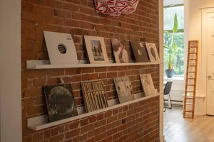 listings.show.sections.photos.alt