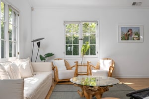 listings.show.sections.photos.alt