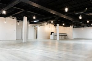 listings.show.sections.photos.alt