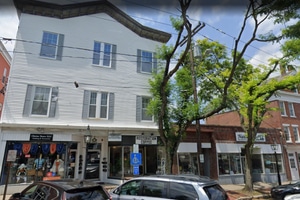 listings.show.sections.photos.alt