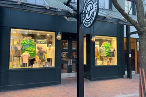 listings.show.sections.photos.alt