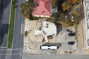 listings.show.sections.photos.alt