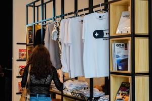 listings.show.sections.photos.alt