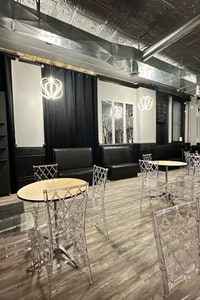 listings.show.sections.photos.alt