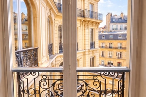 listings.show.sections.photos.alt