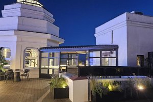 listings.show.sections.photos.alt