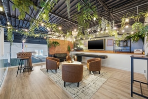 listings.show.sections.photos.alt