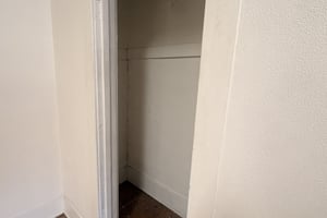 listings.show.sections.photos.alt