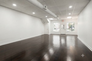 listings.show.sections.photos.alt