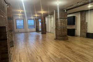 listings.show.sections.photos.alt