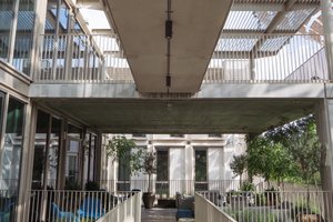 listings.show.sections.photos.alt