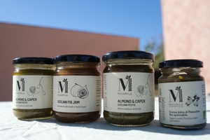 listings.show.sections.photos.alt