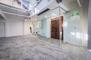 listings.show.sections.photos.alt