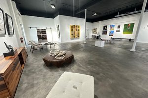 listings.show.sections.photos.alt