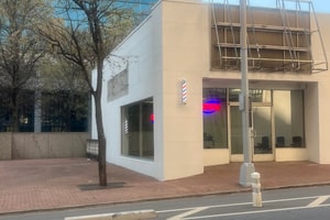 listings.show.sections.photos.alt