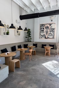 listings.show.sections.photos.alt