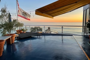 listings.show.sections.photos.alt