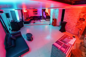 listings.show.sections.photos.alt