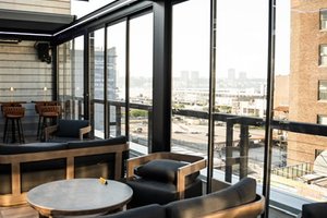 listings.show.sections.photos.alt