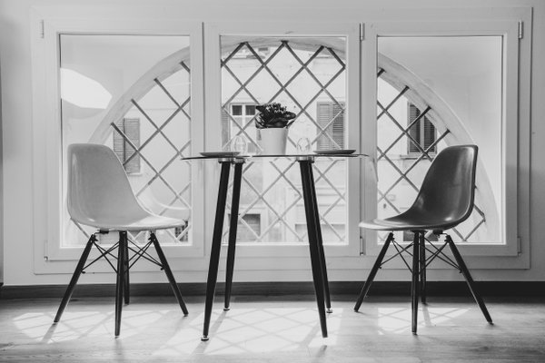 Photo of Elegante Showroom e Appartamento – Spazio Versatile nel cuore di Bologna