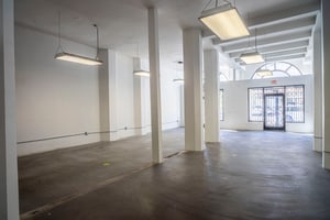 listings.show.sections.photos.alt