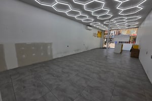 listings.show.sections.photos.alt