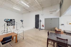 listings.show.sections.photos.alt