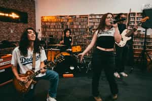 listings.show.sections.photos.alt