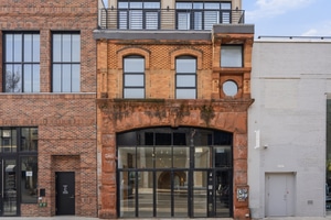 listings.show.sections.photos.alt