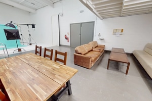 listings.show.sections.photos.alt