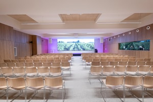 listings.show.sections.photos.alt