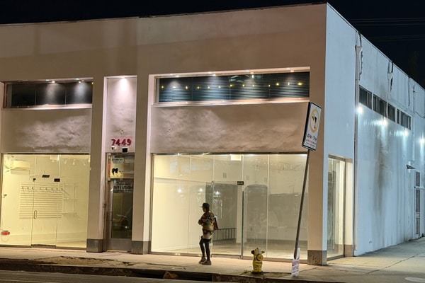 Melrose Hybrid Retail Corner Takeover |  Marketing Channel PopUp | Brand Launch Stage