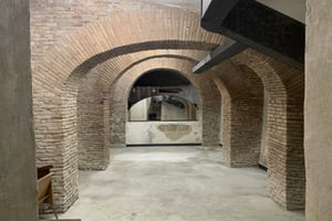 listings.show.sections.photos.alt