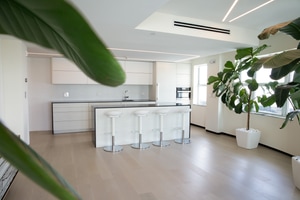 listings.show.sections.photos.alt