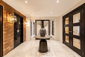 listings.show.sections.photos.alt