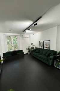 listings.show.sections.photos.alt