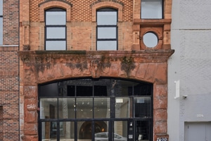 listings.show.sections.photos.alt