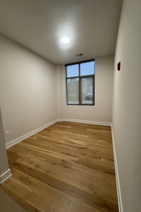 listings.show.sections.photos.alt