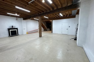 listings.show.sections.photos.alt