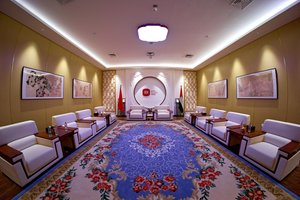 listings.show.sections.photos.alt