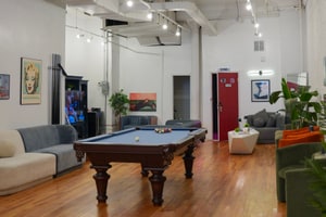 listings.show.sections.photos.alt