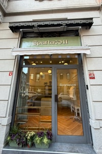 listings.show.sections.photos.alt