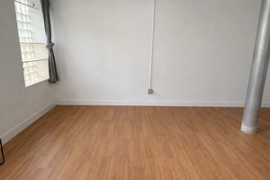 listings.show.sections.photos.alt