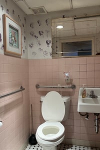 listings.show.sections.photos.alt