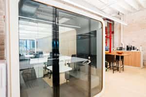 listings.show.sections.photos.alt