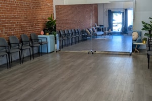 listings.show.sections.photos.alt