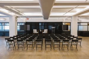 listings.show.sections.photos.alt