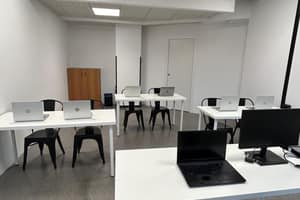 listings.show.sections.photos.alt